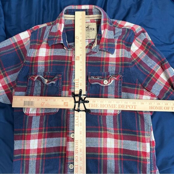 Hollister Red and Blue Casual Button Down Shirt - Picture 6 of 7